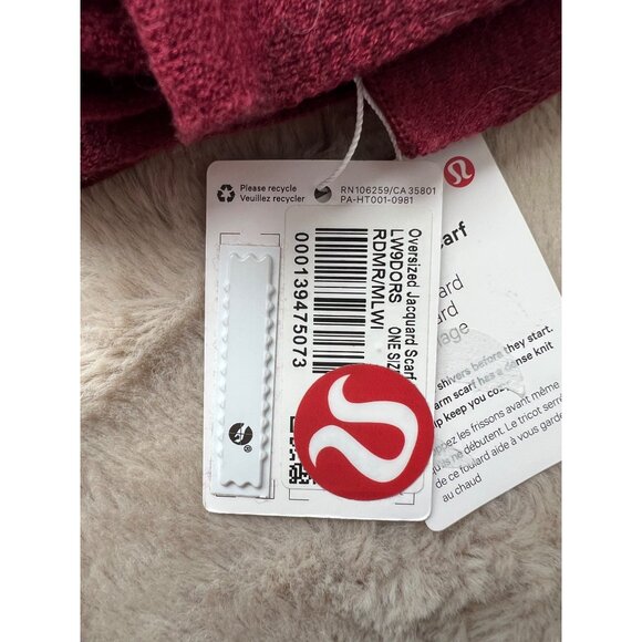 Lululemon Oversized Jacquard Scarf Camo Print Red Warm Viscose-Acrylic Blend - Picture 4 of 5